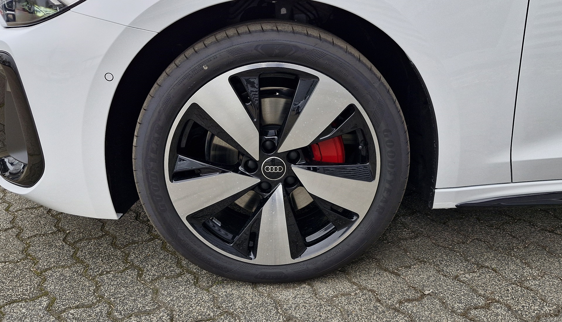 A5 Avant 40 TFSI S tronic Business képe