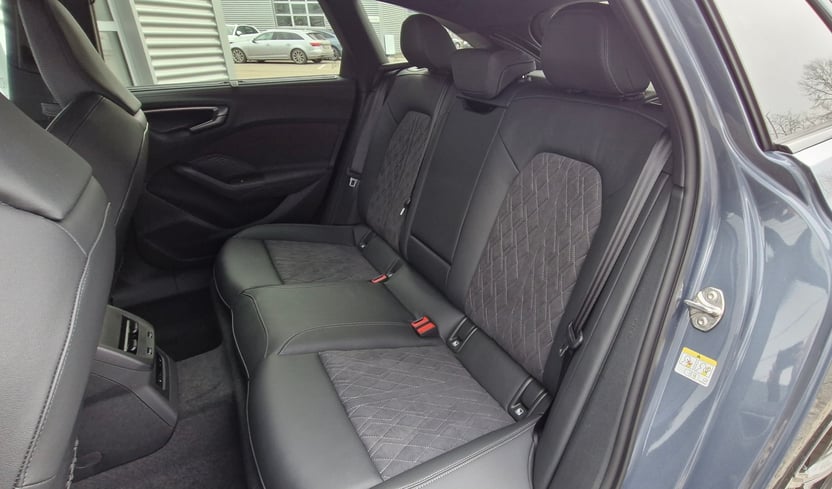A5 Avant 40 TDI qu. S tronic Business képe