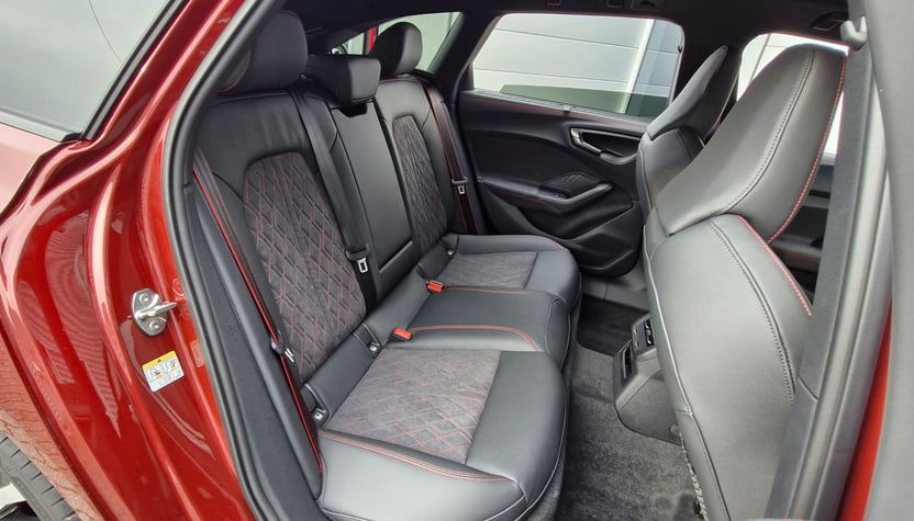 A5 Avant 40 TDI S tronic Business képe