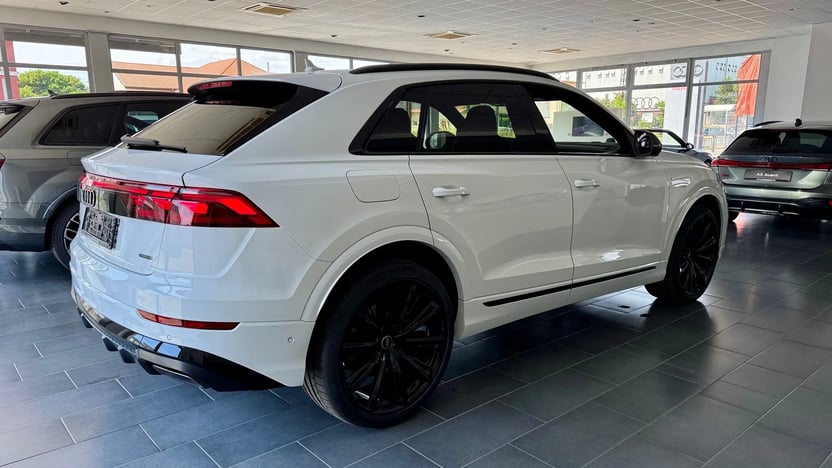 Q8 50 TDI quattro tiptronic képe