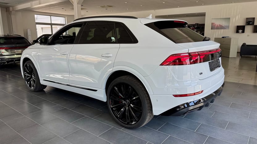 Q8 50 TDI quattro tiptronic képe