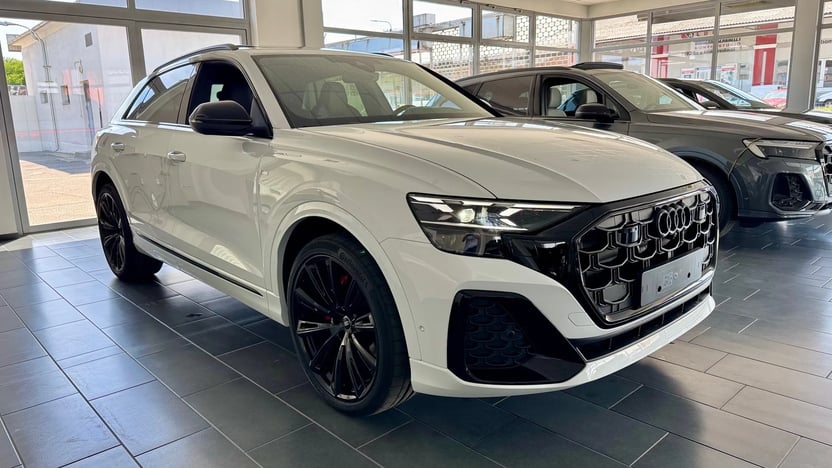Q8 50 TDI quattro tiptronic képe