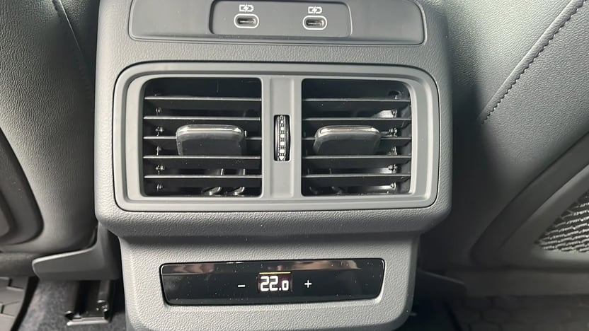 Q5 40 TDI quattro S tronic Business képe