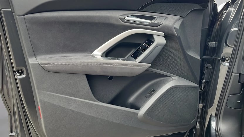 Q5 40 TDI quattro S tronic Business képe