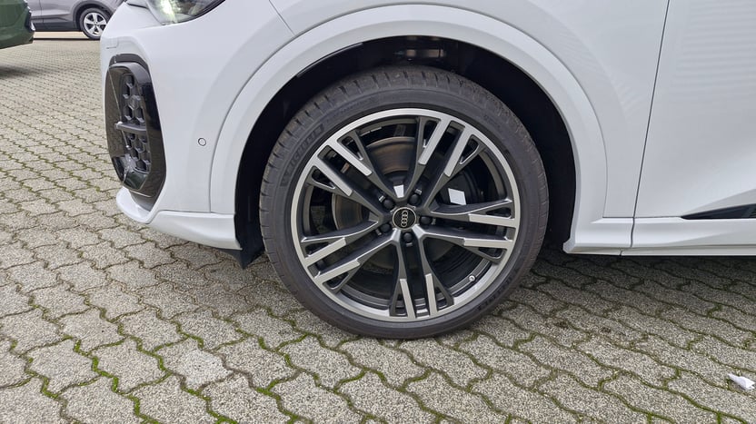 SQ5 TFSI quattro S tronic képe