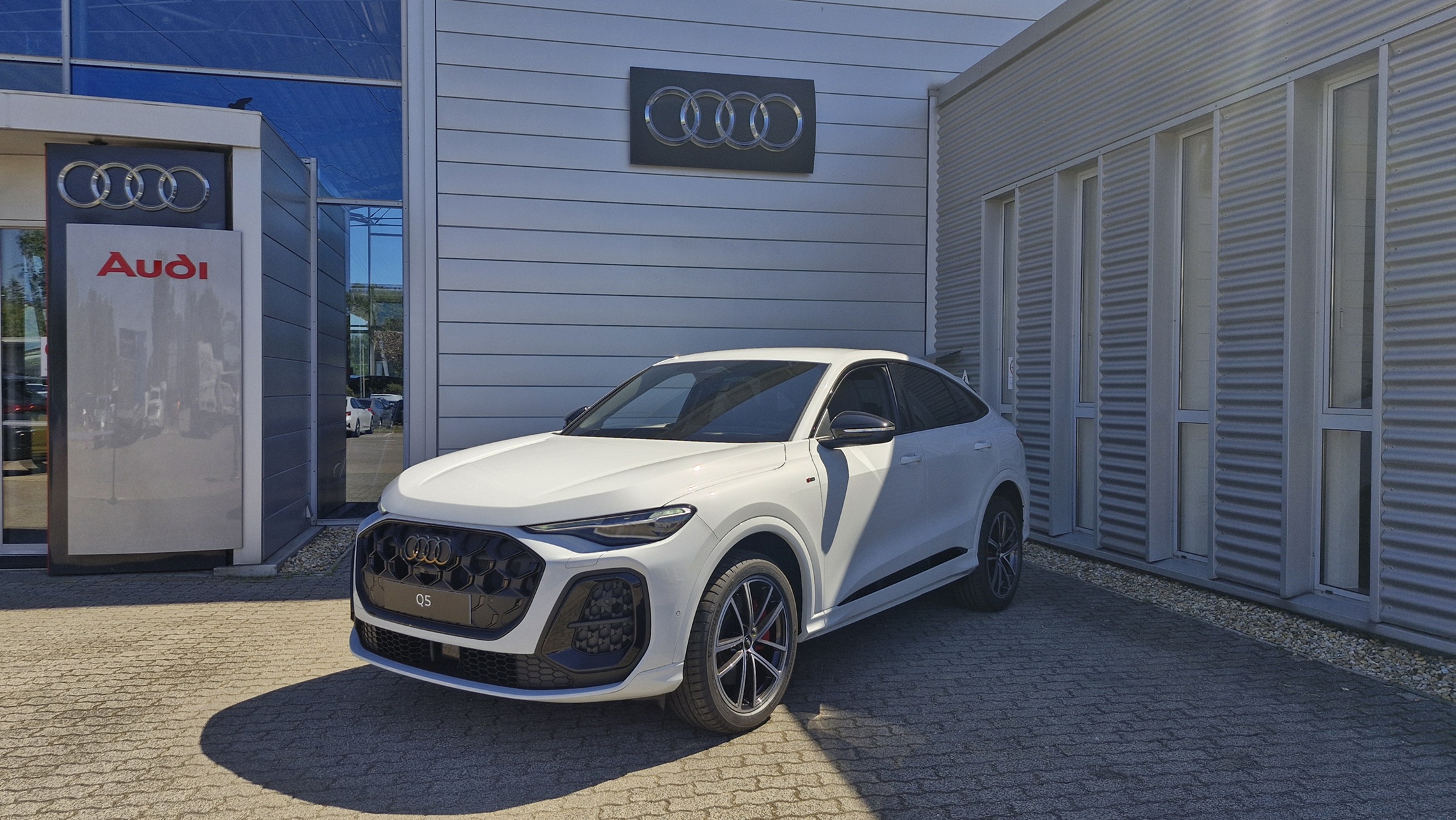 Q5 Sportback 40TDI qu. S tronic Business képe