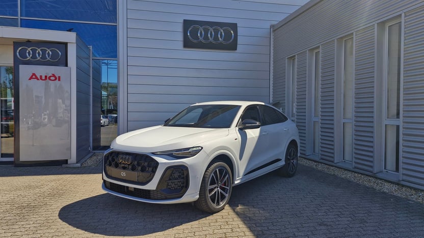 Q5 Sportback 40TDI qu. S tronic Business képe