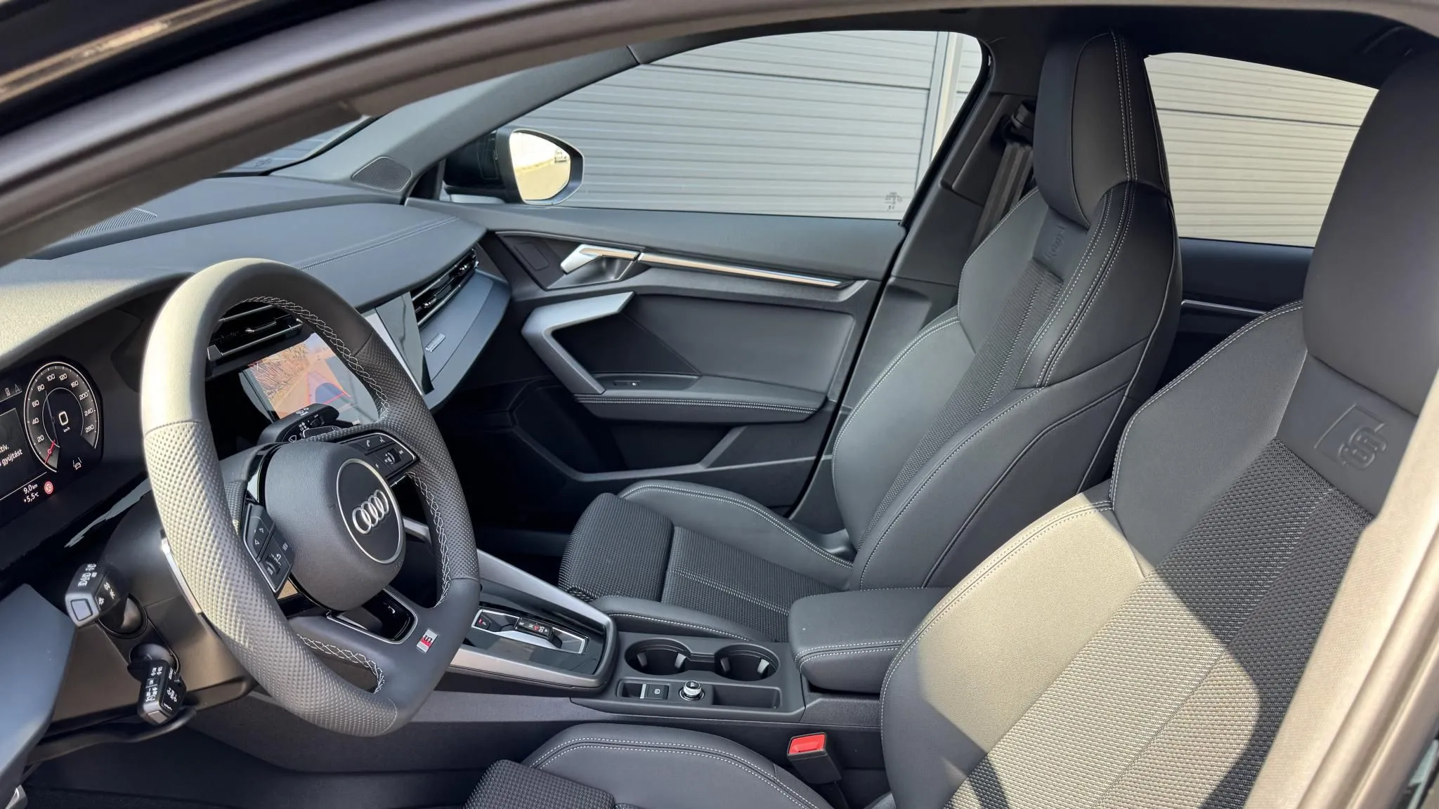 A3 Limousine 35 TFSI S tronic Business képe