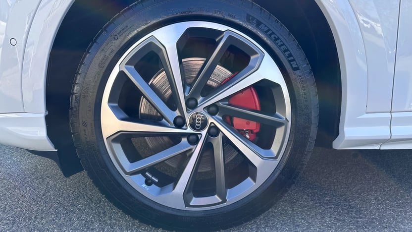 Q5 40 TDI quattro S tronic Business képe