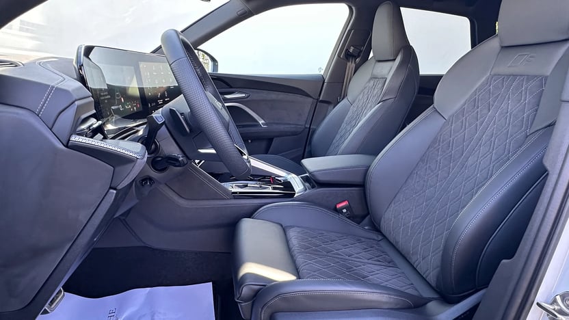Q5 40 TDI quattro S tronic Business képe