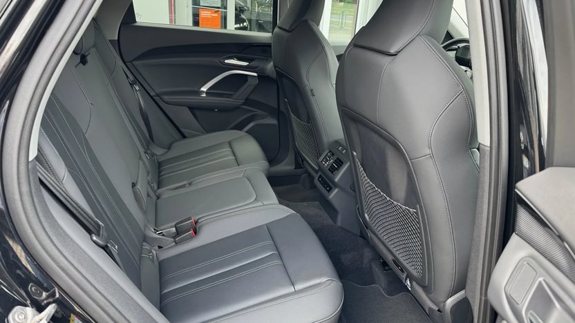 Q5 Sportback 40TDI qu. S tronic Business képe
