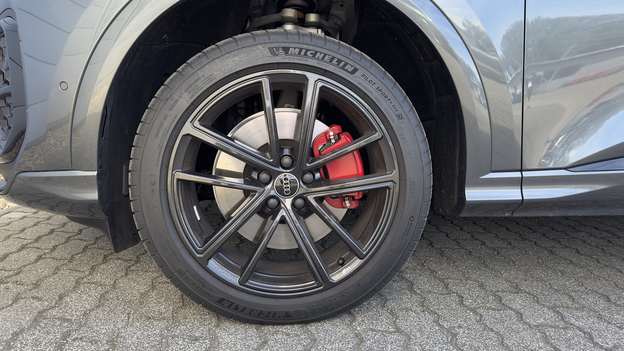 Q5 Sportback 40 TDI quattro S tronic képe