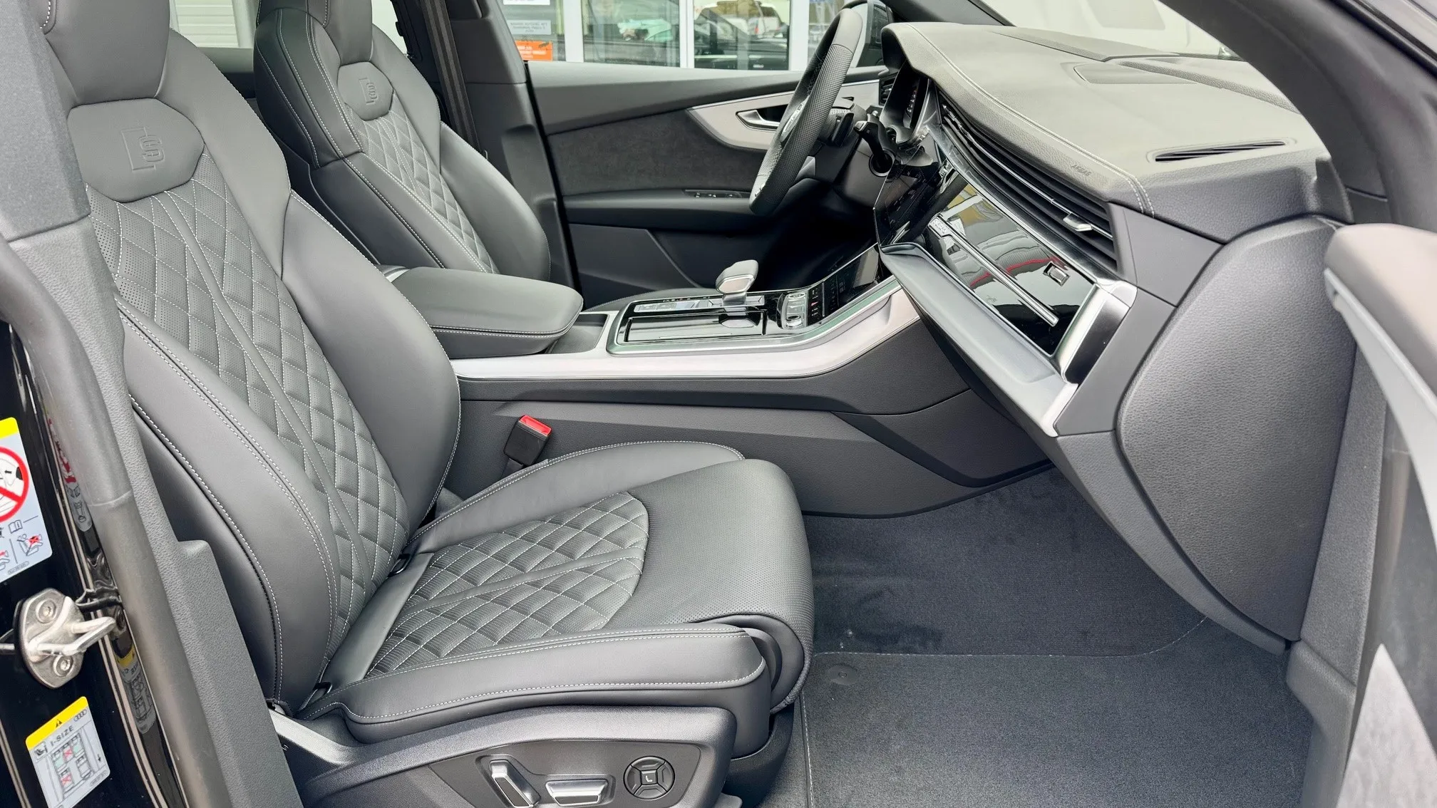 Q8 50 TDI quattro tiptronic képe