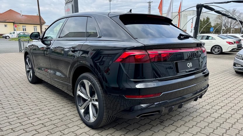 Q8 50 TDI quattro tiptronic képe