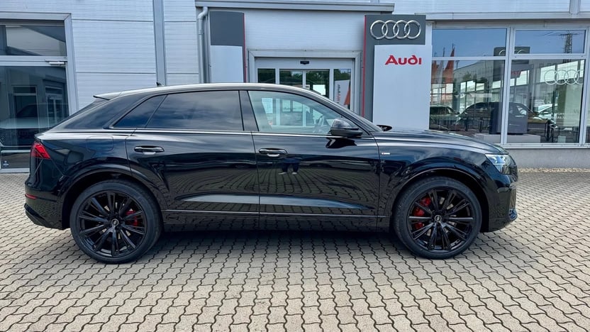 Q8 60 TFSI e quattro tiptronic képe