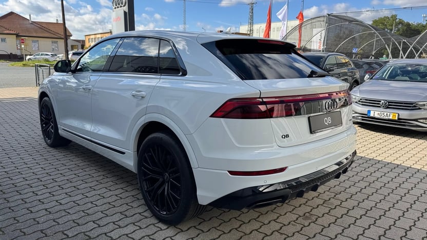 Q8 50 TDI quattro tiptronic képe