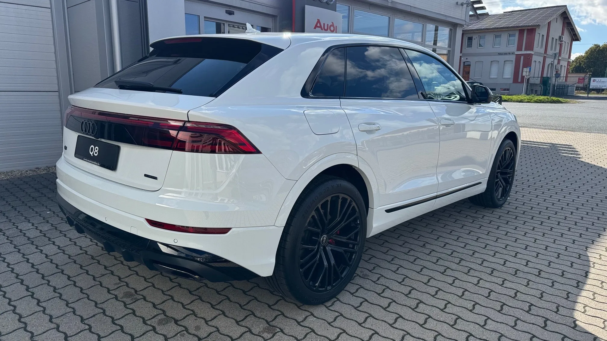 Q8 50 TDI quattro tiptronic képe