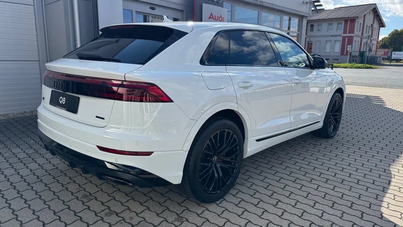 Q8 50 TDI quattro tiptronic képe