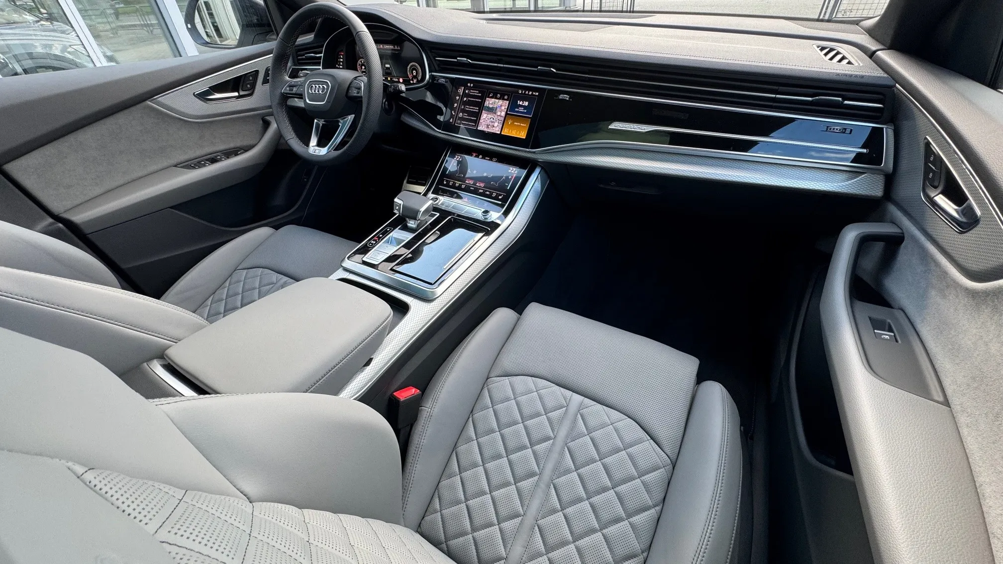 Q8 50 TDI quattro tiptronic képe