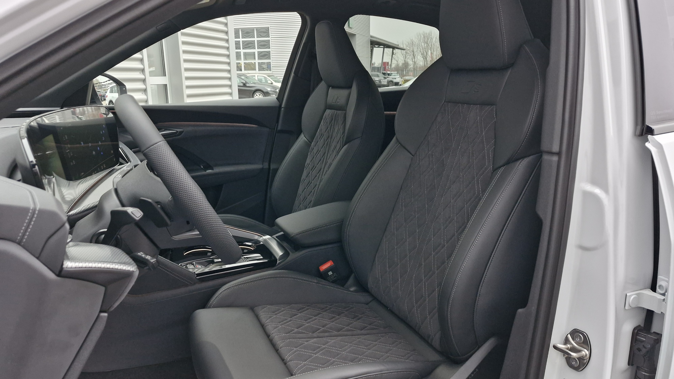 Q5 Sportback 40TDI qu. S tronic Business képe