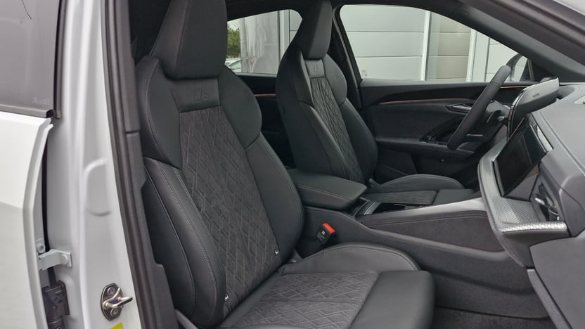 Q5 Sportback 40TDI qu. S tronic Business képe