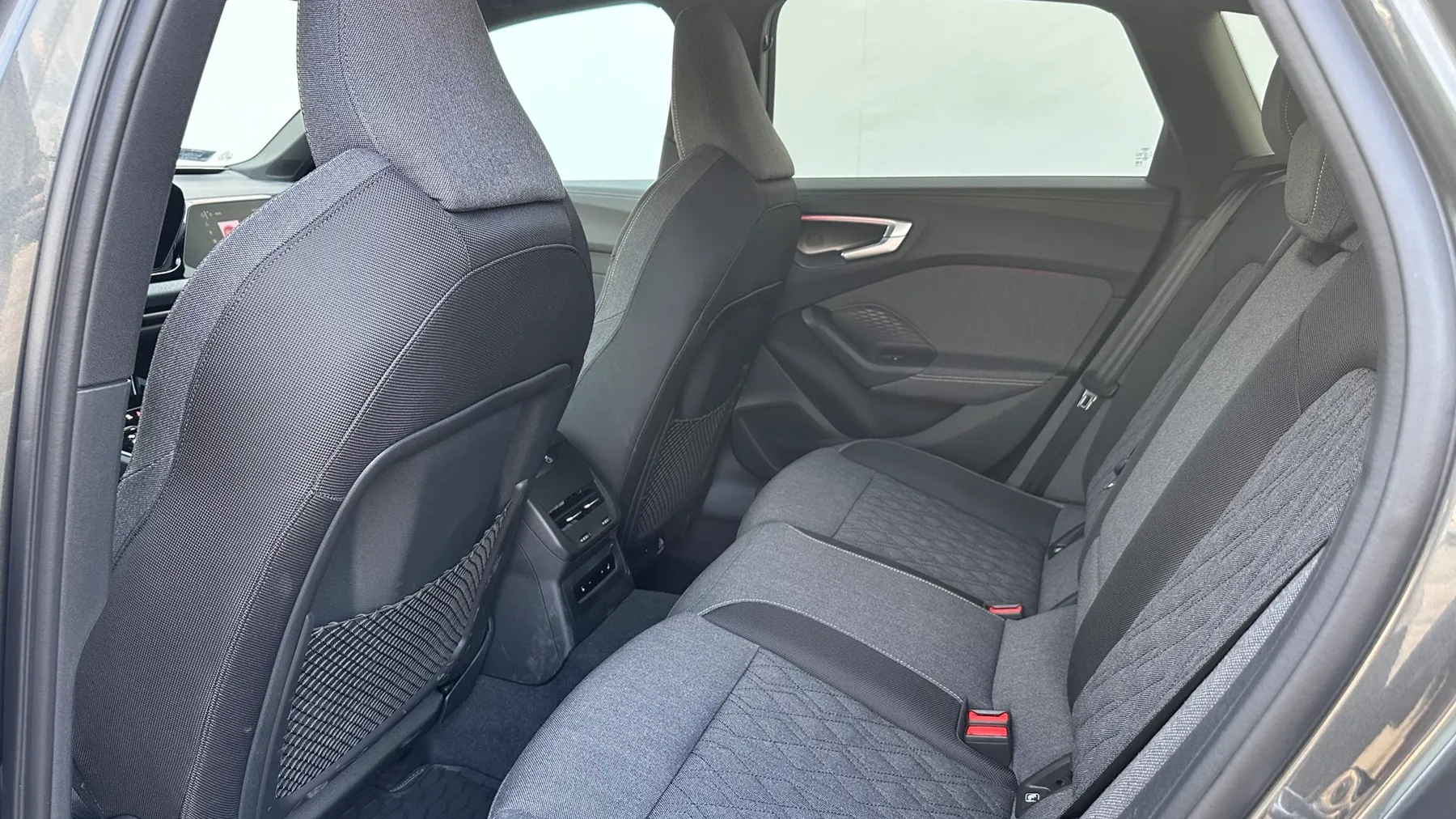 A5 Avant 40 TFSI S tronic Lifestyle képe