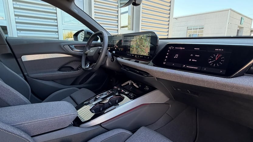 A5 Limousine 40 TDI qu. S tr. Business képe