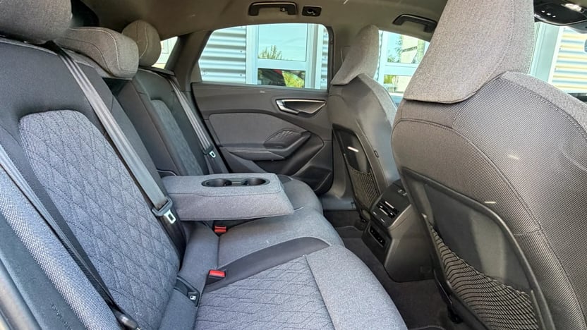 A5 Limousine 40 TDI qu. S tr. Business képe