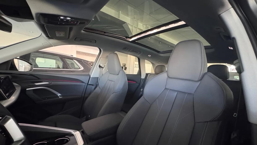 Q5 40 TDI quattro S tronic Business képe