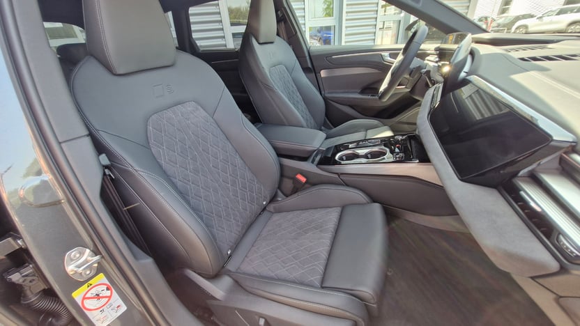 A6 Avant 40 TDI quattro S tronic képe