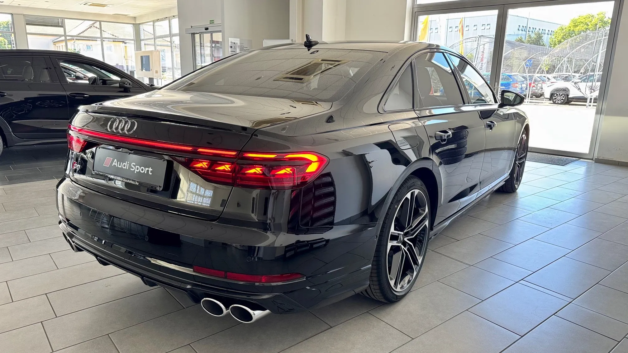 S8 TFSI quattro tiptronic képe