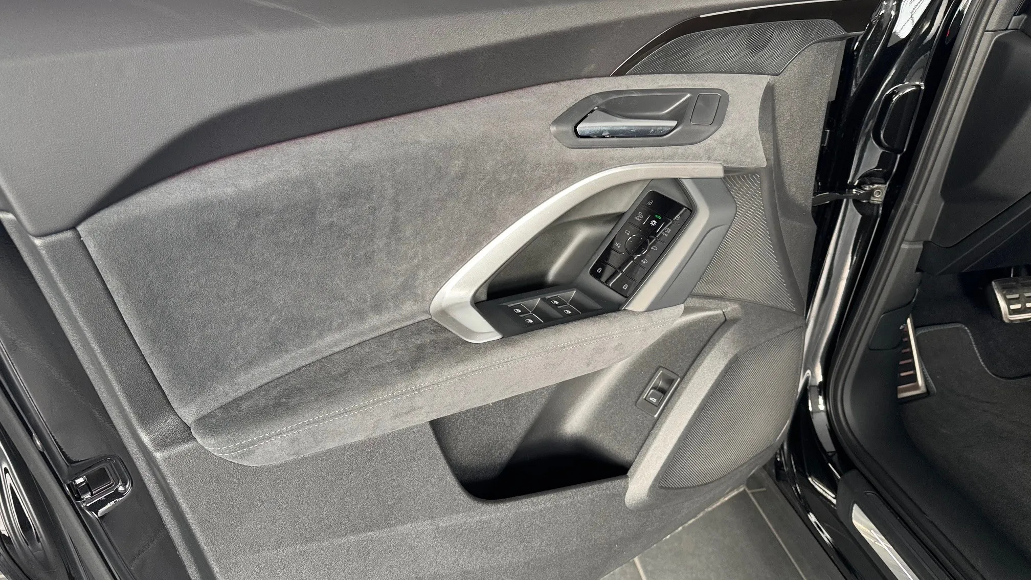 Q5 Sportback 40TDI qu. S tronic Business képe