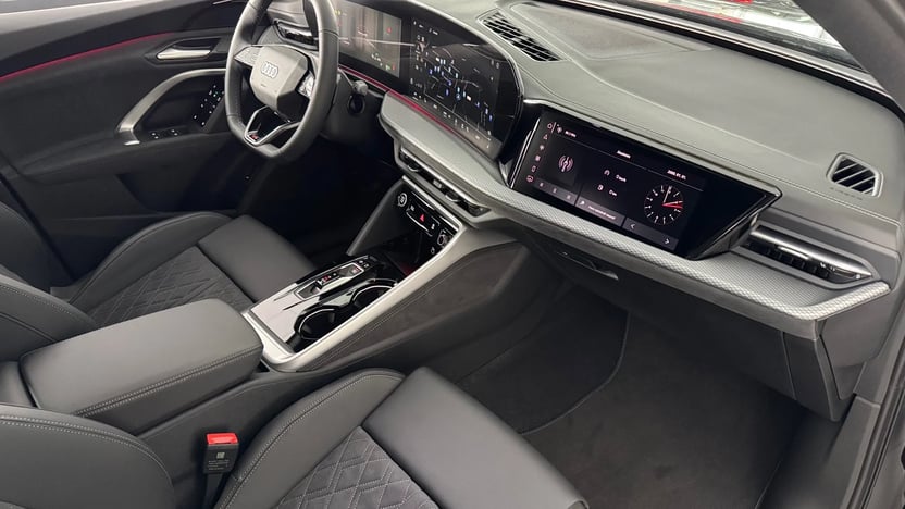 Q5 Sportback 40TDI qu. S tronic Business képe