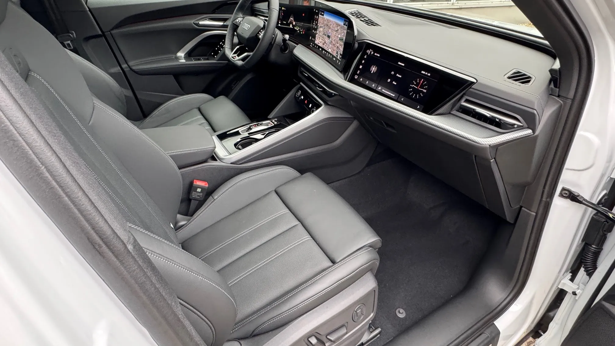 Q5 Sportback 40TDI qu. S tronic Business képe