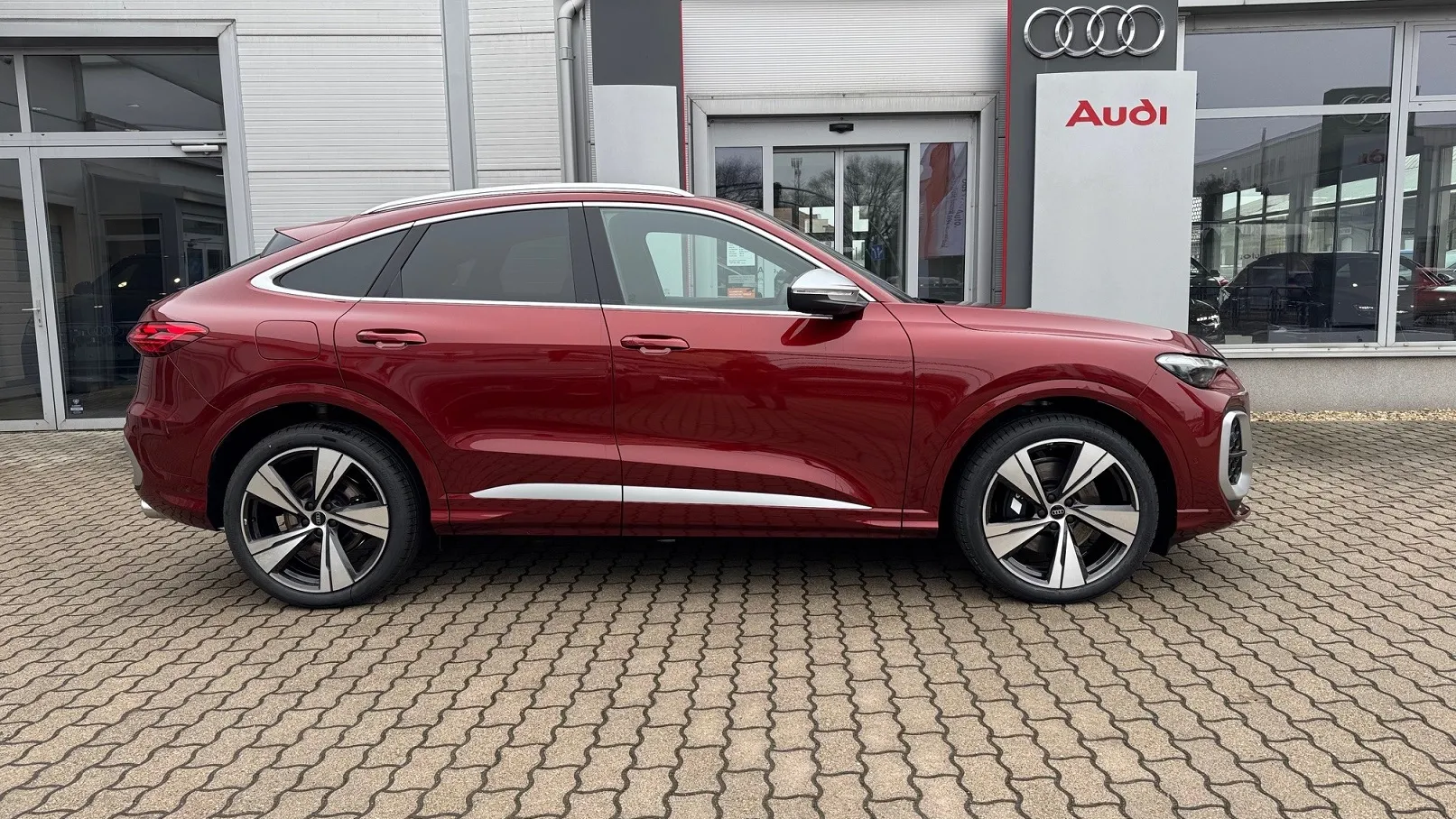 SQ5 Sportback TFSI quattro S tronic képe