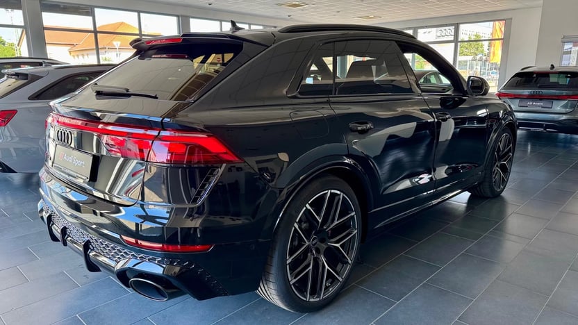RS Q8 quattro tiptronic képe
