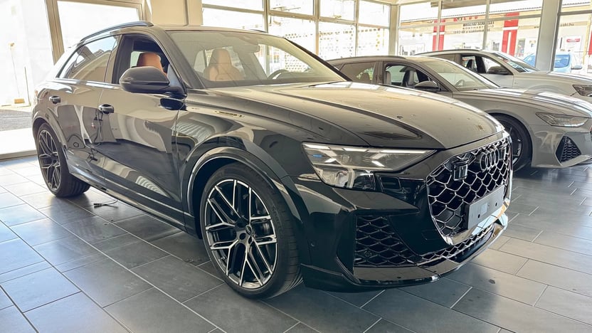 RS Q8 quattro tiptronic képe