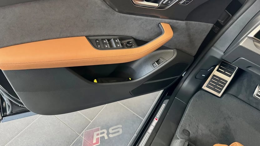 RS Q8 quattro tiptronic képe