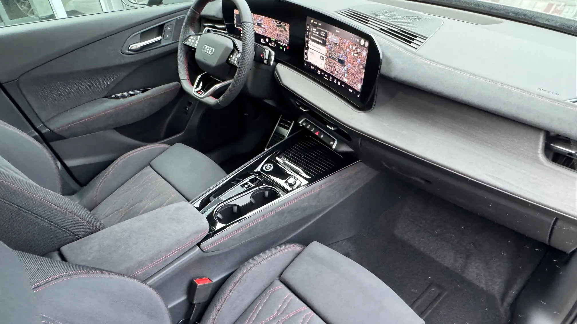 Q3 SUV TFSI 110 kW S tronic képe