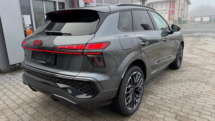 Q3 SUV TFSI 110 kW S tronic képe