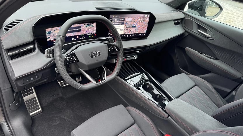 Q3 SUV TFSI 110 kW S tronic képe