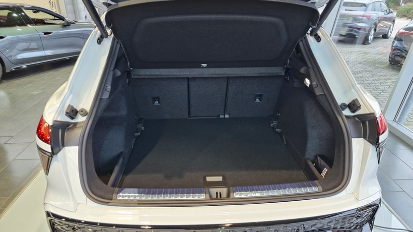 Q3 SUV TFSI 110 kW S tronic képe