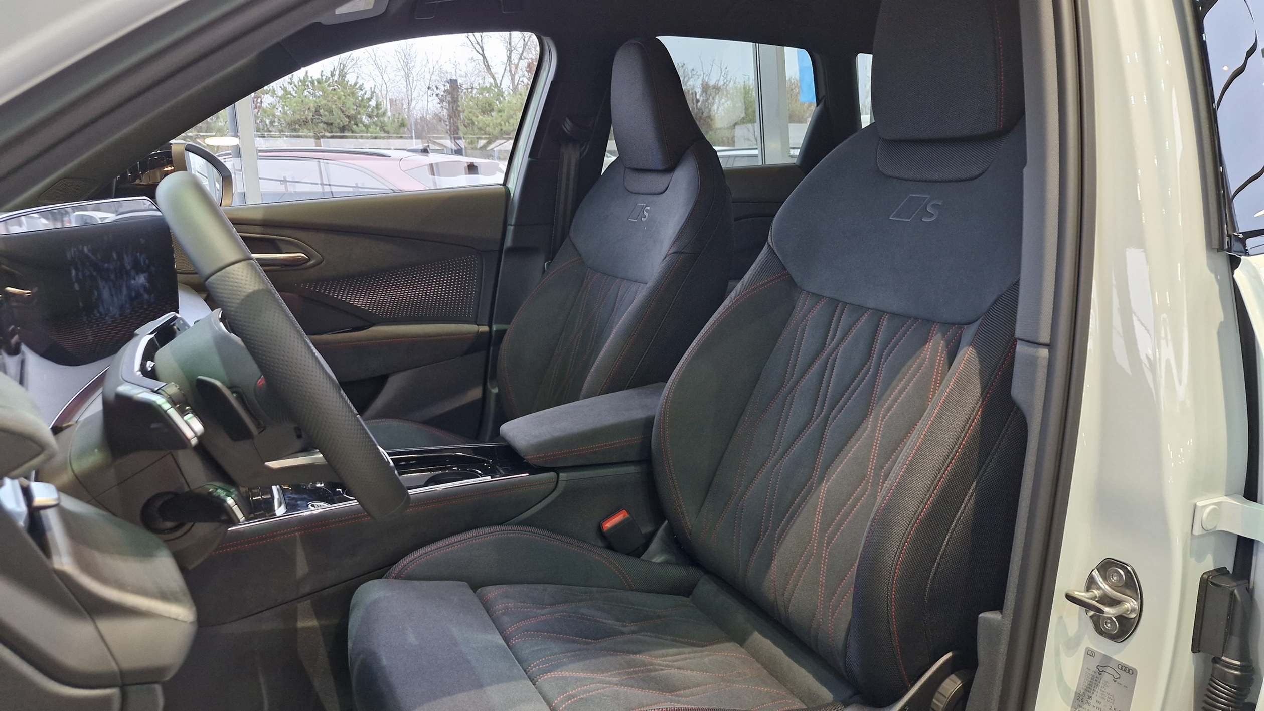 Q3 SUV TFSI 110 kW S tronic képe