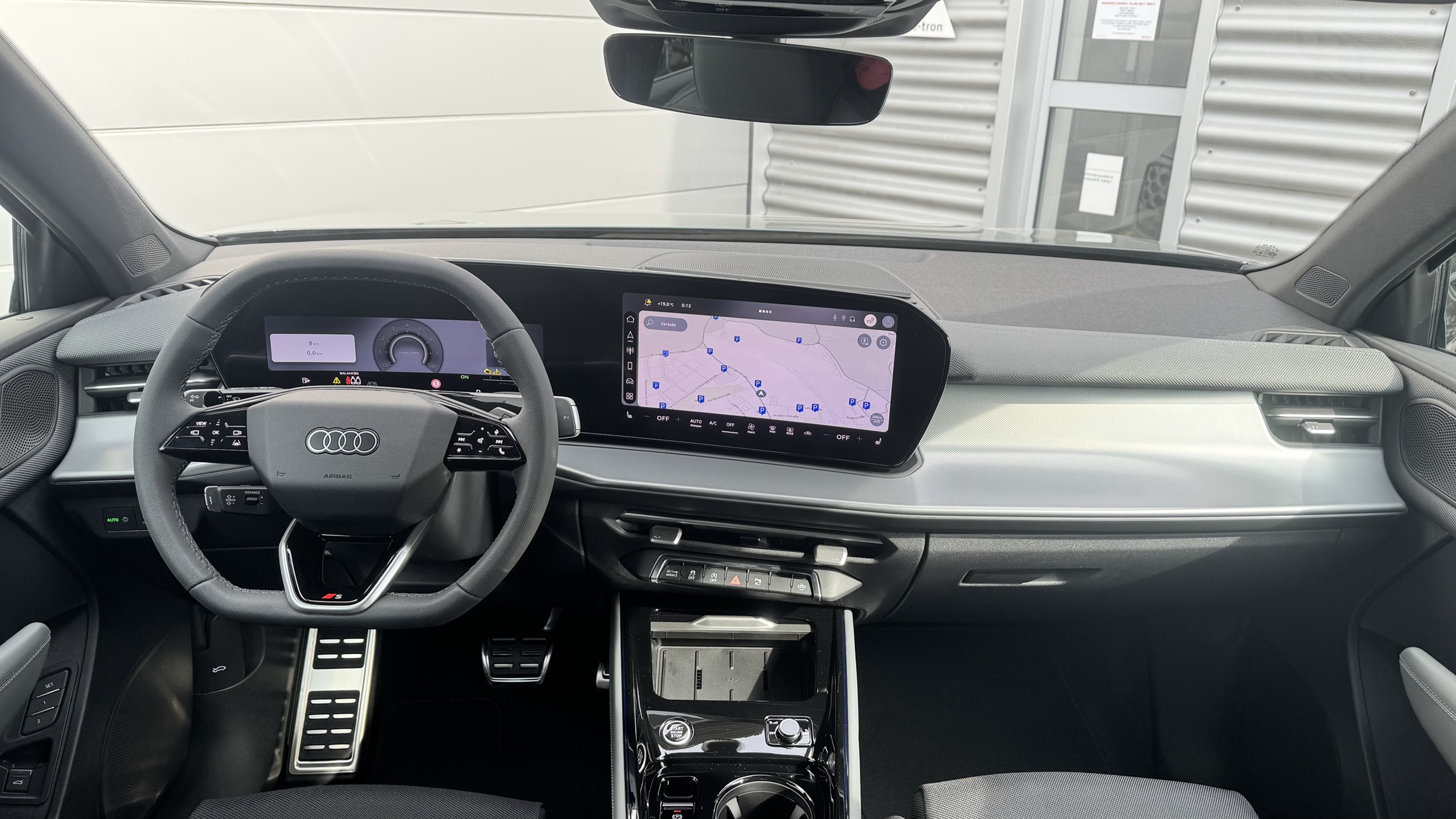 Q3 SUV TFSI quattro 150 kW S tronic képe