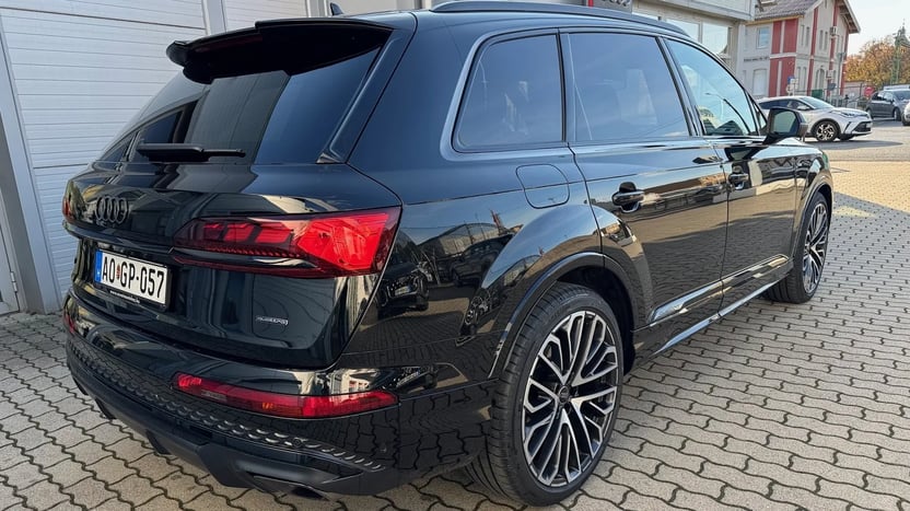 Q7 S line 50 TDI quattro tiptronic képe