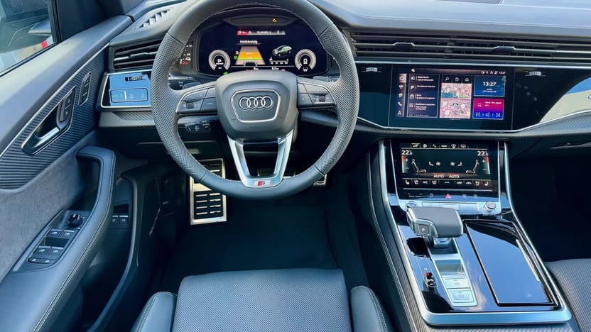 Q8 60 TFSI e quattro tiptronic képe