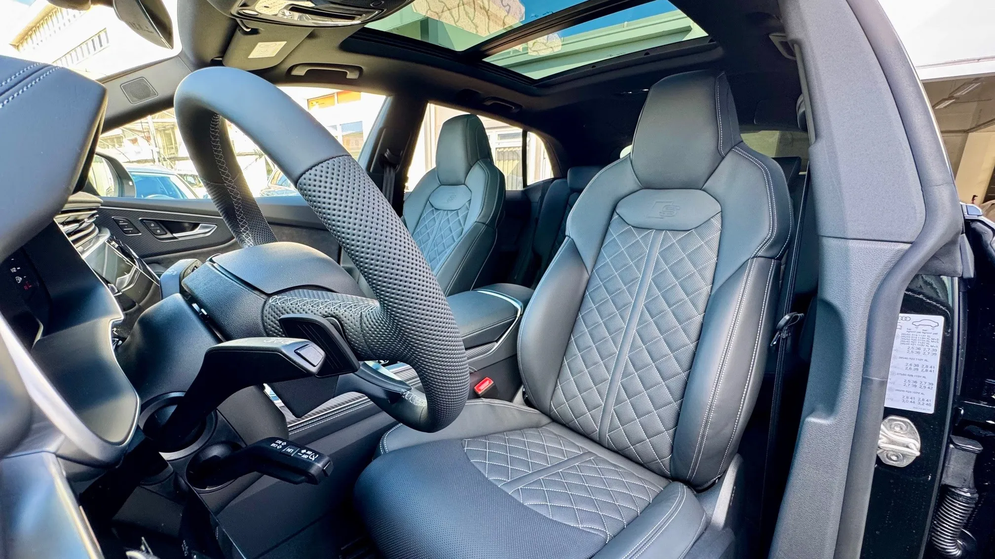 Q8 60 TFSI e quattro tiptronic képe