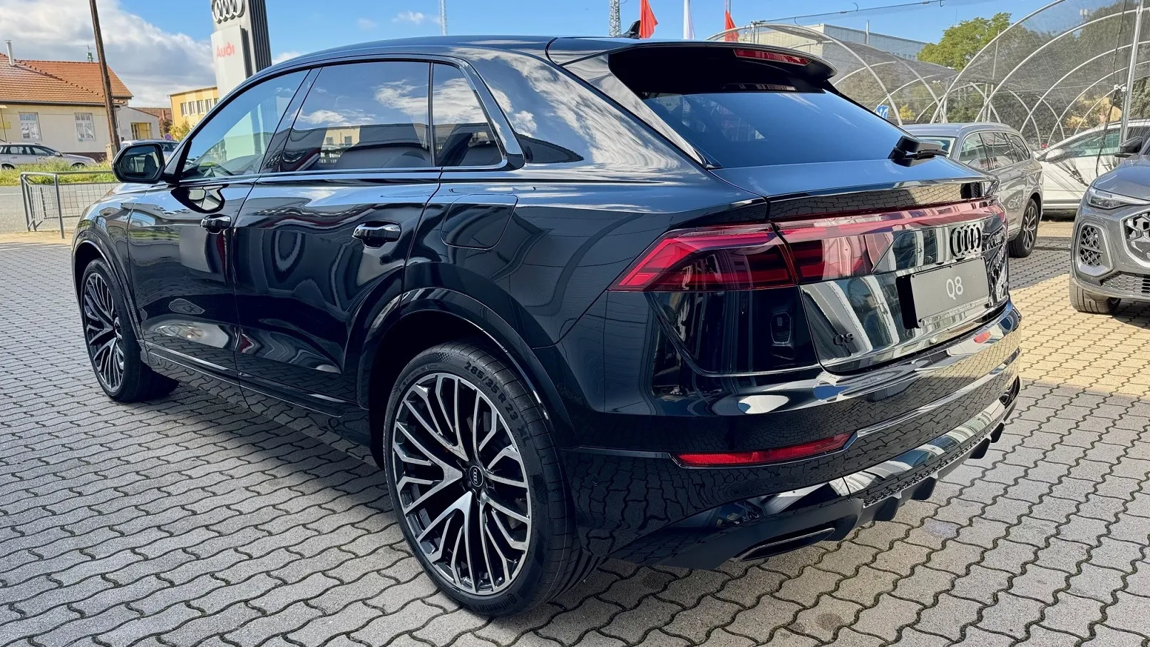 Q8 60 TFSI e quattro tiptronic képe