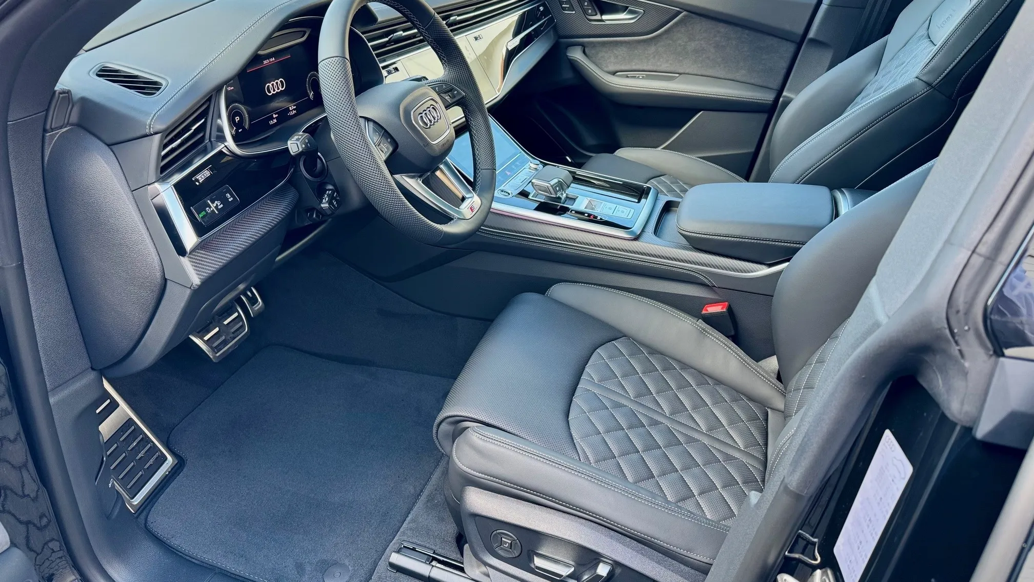 Q8 60 TFSI e quattro tiptronic képe