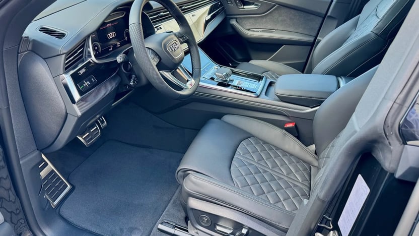 Q8 60 TFSI e quattro tiptronic képe